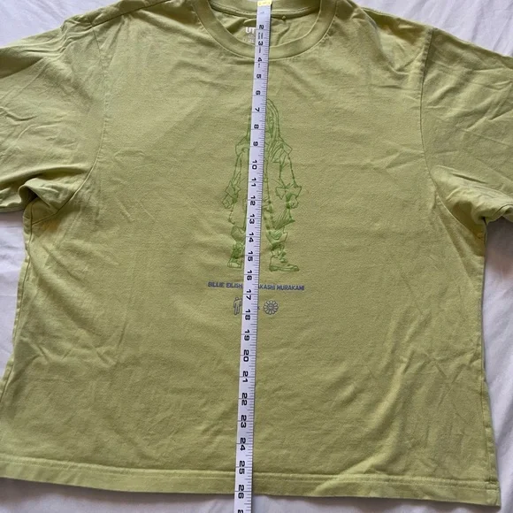 Uniqlo Billie Eilish T-Shirt by Takashi Murakami - Picture 9 of 11